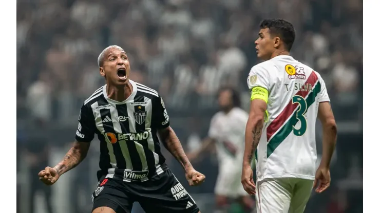 Deyverson jogador do Atlético-MG comemora seu gol durante partida contra o Fluminense na Arena MRV pela Copa Libertadores 2024. Foto: Fernando Moreno/AGIF