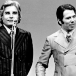 Cid Moreira e Silvio Santos passaram 20 minutos brincando no palco do Troféu Imprensa Cid Moreira e Silvio Santos passaram 20 minutos brincando no palco do Troféu Imprensa