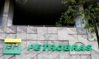 Ex-diretor da Petrobras fala à CNN sobre alta do petróleo