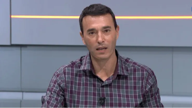 FIFA escolhe Bola de Ouro e revolta André Rizek Rizek se revoltou com a situação de Vinícius Júnior na Bola de Ouro - Foto: Reprodução/SporTV.