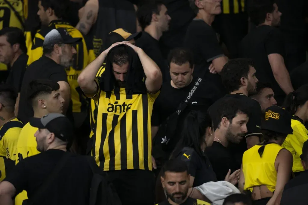 Peñarol pode perder o apoio de sua torcida no Campeón del Siglo contra o Botafogo. Foto: Jorge Rodrigues/AGIF