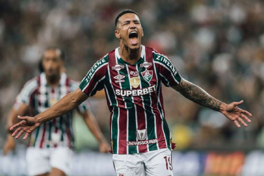 Kauã Elias celebra gol da virada do Fluminense; o resultado, todavia, não se confirmou Kauã Elias celebra gol da virada do Fluminense; o resultado, todavia, não se confirmou