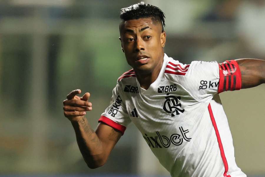 Bruno Henrique foi o capitão do Flamengo no primeiro jogo após operação da Polícia Federal Bruno Henrique foi o capitão do Flamengo no primeiro jogo após operação da Polícia Federal