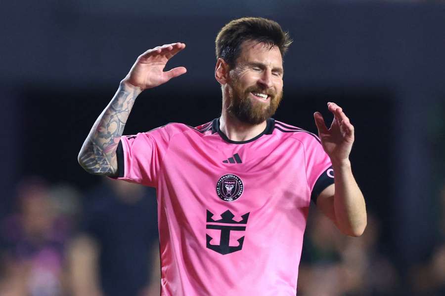 Gol de Messi não evitou eliminação do Inter Miami Gol de Messi não evitou eliminação do Inter Miami