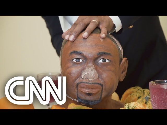 Mike Tyson come bolo em formato de orelha de oponente | NOVO DIA