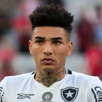 "Teatro, Igor": Áudio do VAR revela bronca de Wilton Sampaio em jogador do Botafogo