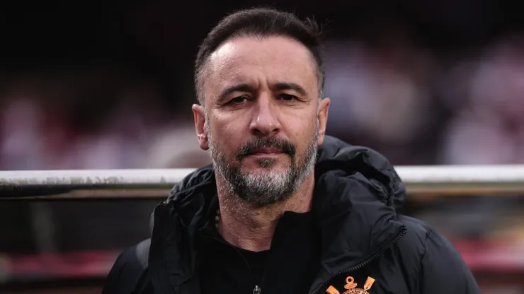 Torcedores do Corinthians aprovam retorno de Vitor Pereira