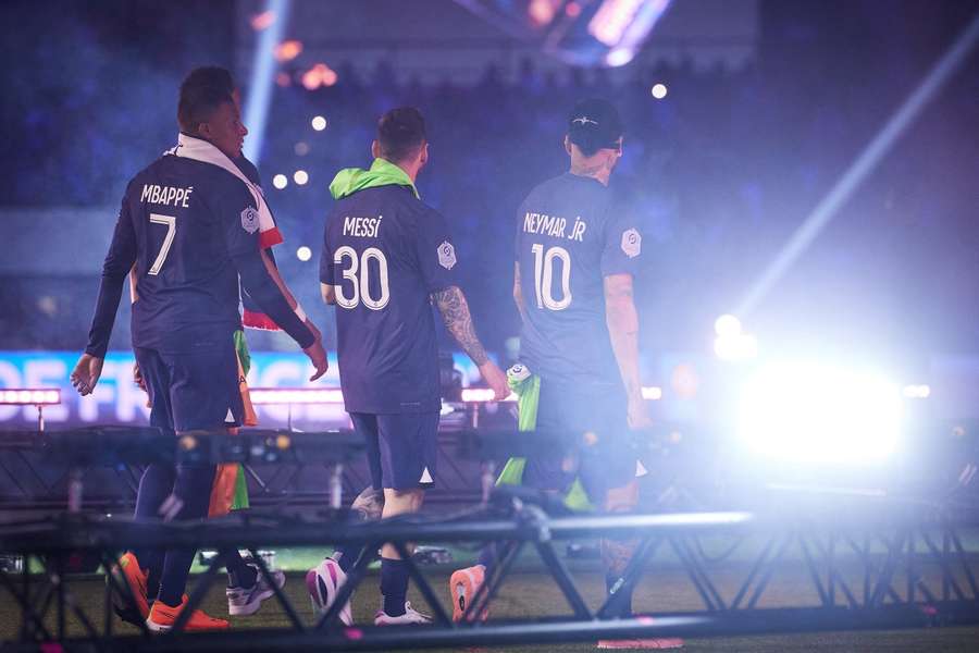 Era uma vez: nomes como Mbappe, Messi e Neymar faziam parte do PSG Era uma vez: nomes como Mbappe, Messi e Neymar faziam parte do PSG