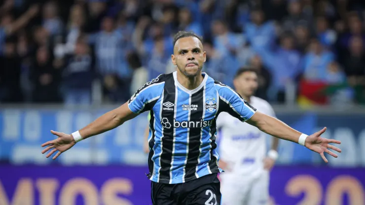 Martin Braithwaite pode retornar à Europa