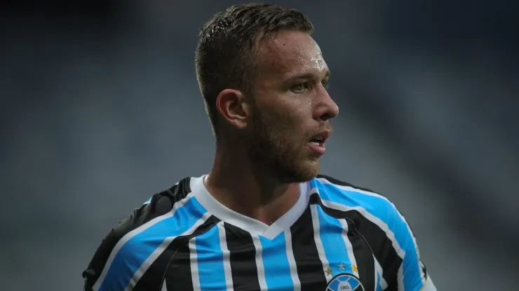 Empresário de Arthur confirma: tudo sobre a volta ao Grêmio