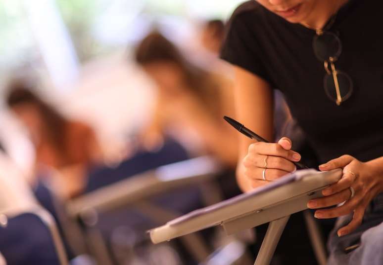 Fuvest 2025 divulgou notas de corte após primeira fase