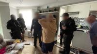 Suspeito de ofender e ameaçar políticos e autoridades é alvo de operação em SP