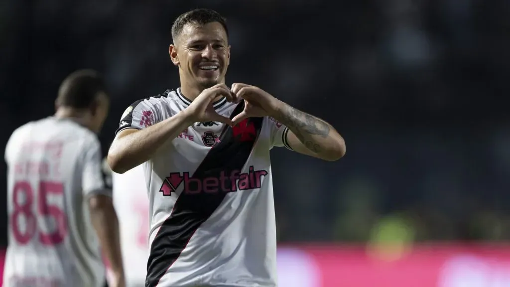Hugo Moura jogador do Vasco