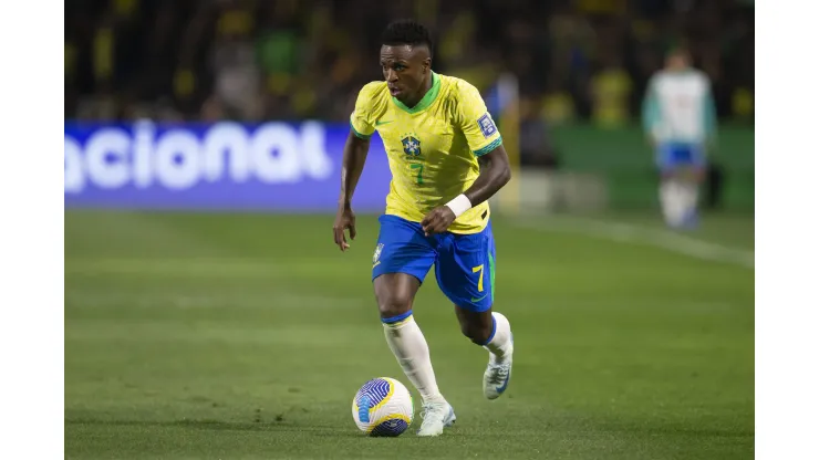 PR - CURITIBA - 06/09/2024 - ELIMINATORIAS COPA DO MUNDO 2026, BRASIL X EQUADOR - Vini Jr, em lance, couto pereira, hoje Foto: Hedeson Alves/AGIF