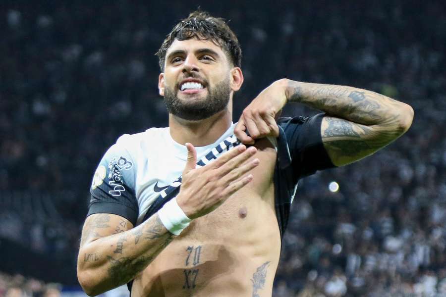 Yuri Alberto chegou a 14 gols e se isolou na artilharia do Brasileirão Yuri Alberto chegou a 14 gols e se isolou na artilharia do Brasileirão