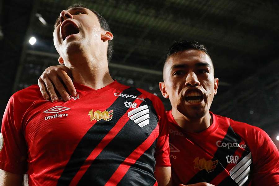Athletico-PR precisa vencer Atlético-MG para não depender de resultados Athletico-PR precisa vencer Atlético-MG para não depender de resultados