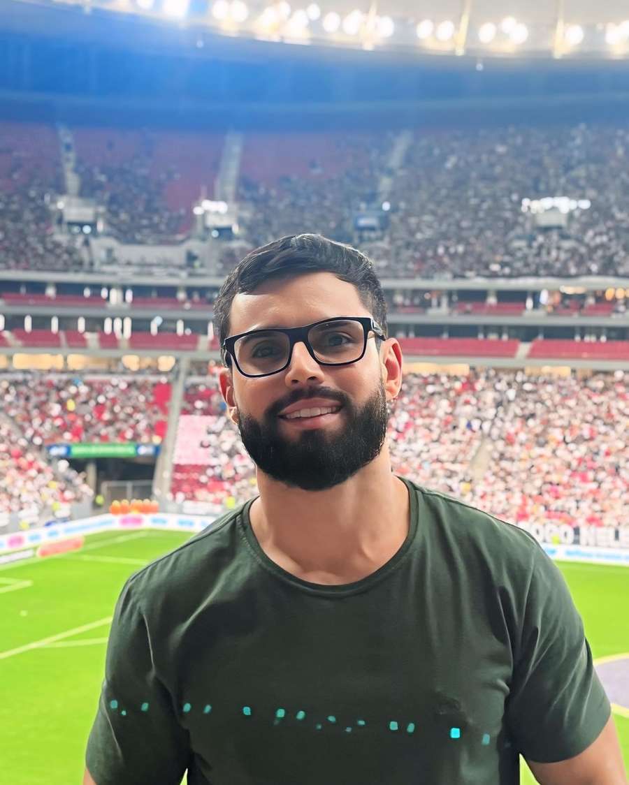 Luan está no 11° clube da carreira