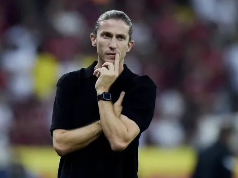 Torcida diz que Filipe Luís é melhor que o Tite