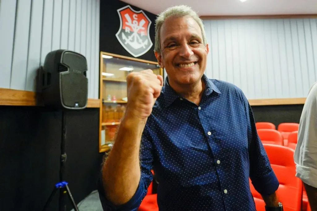 BAP vibrando após vitória para entrar no Conselho do Flamengo