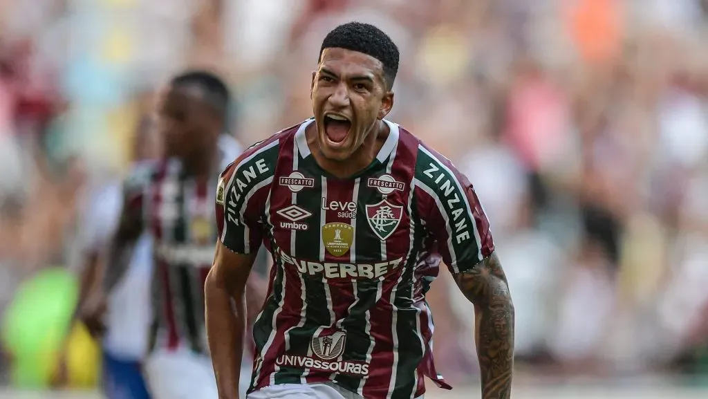 Kauã Elias em jogo do Fluminense. Thiago Ribeiro/AGIF.