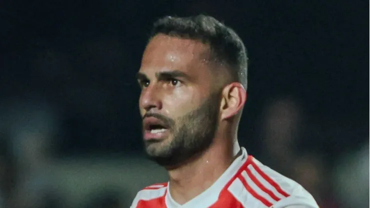 Thiago Maia durante partida do Brasileirão.