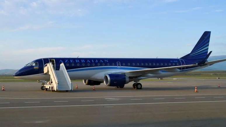 O avião da Azerbaijan Airlines era um Embraer 190