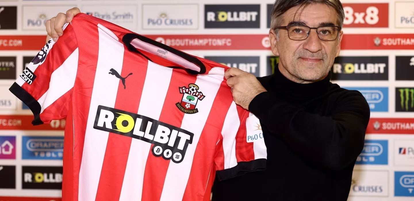 Lanterna da Premier League, Southampton anuncia novo técnico