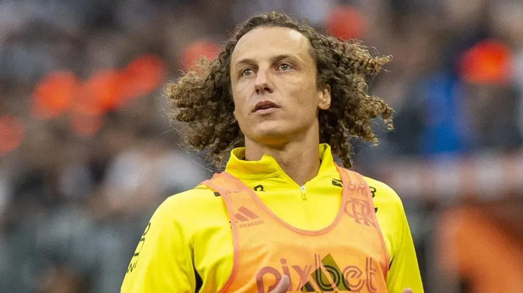 David Luiz toma atitude nos bastidores do Flamengo - Foto: Anderson Romão/AGIF.