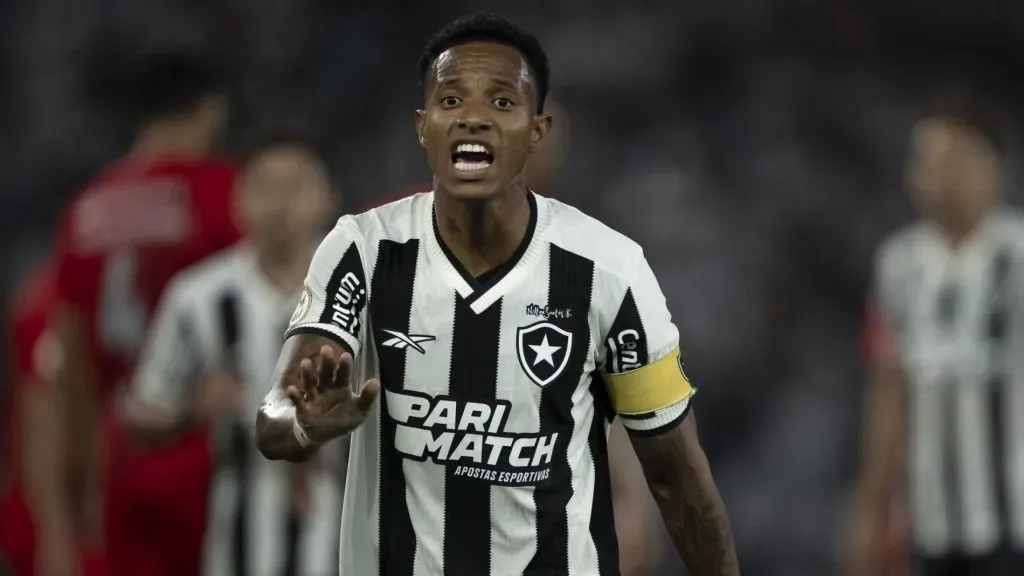 Tchê Tchê fica próximo de ida para o Vasco – Foto: Jorge Rodrigues/AGIF