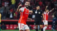 Thiago Maia, do Internacional, vence o prêmio Fair Play do Fifa The Best