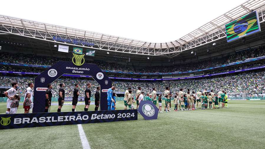 A torcida verde não gostou do que viu no Allianz Parque A torcida verde não gostou do que viu no Allianz Parque