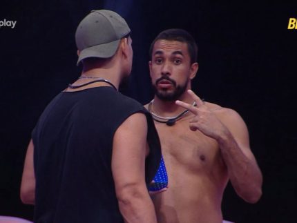 Muito beijo, choro e papo sobre jogo! Confira tudo que rolou após o "Show de Quarta" 5 TVW2mULH tamanho portal 5